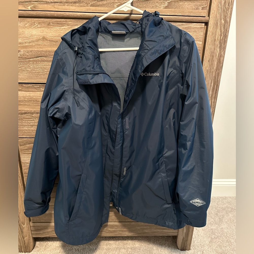 Columbia rain jacket size 1X in navy blue